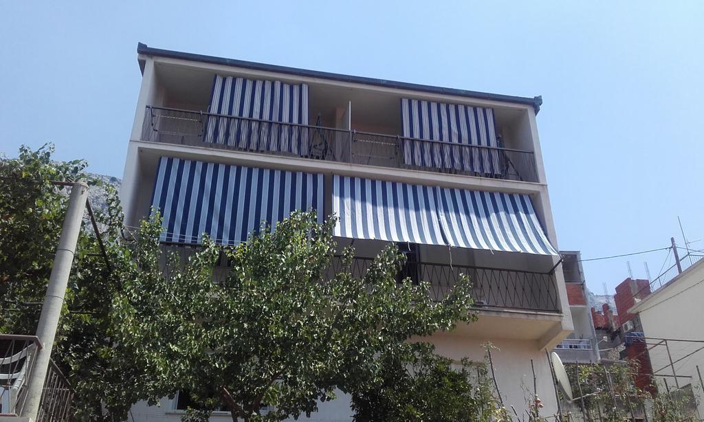Apartments Ivka Omiš Exterior foto