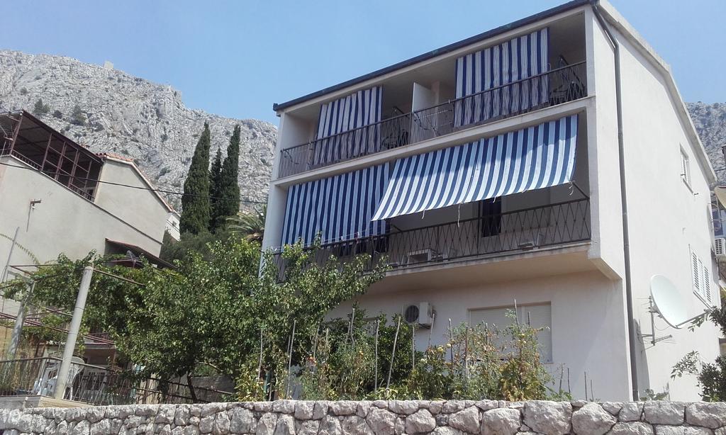 Apartments Ivka Omiš Exterior foto