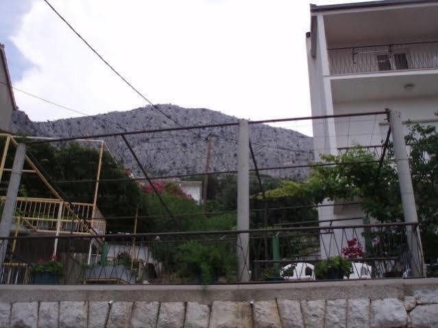 Apartments Ivka Omiš Exterior foto